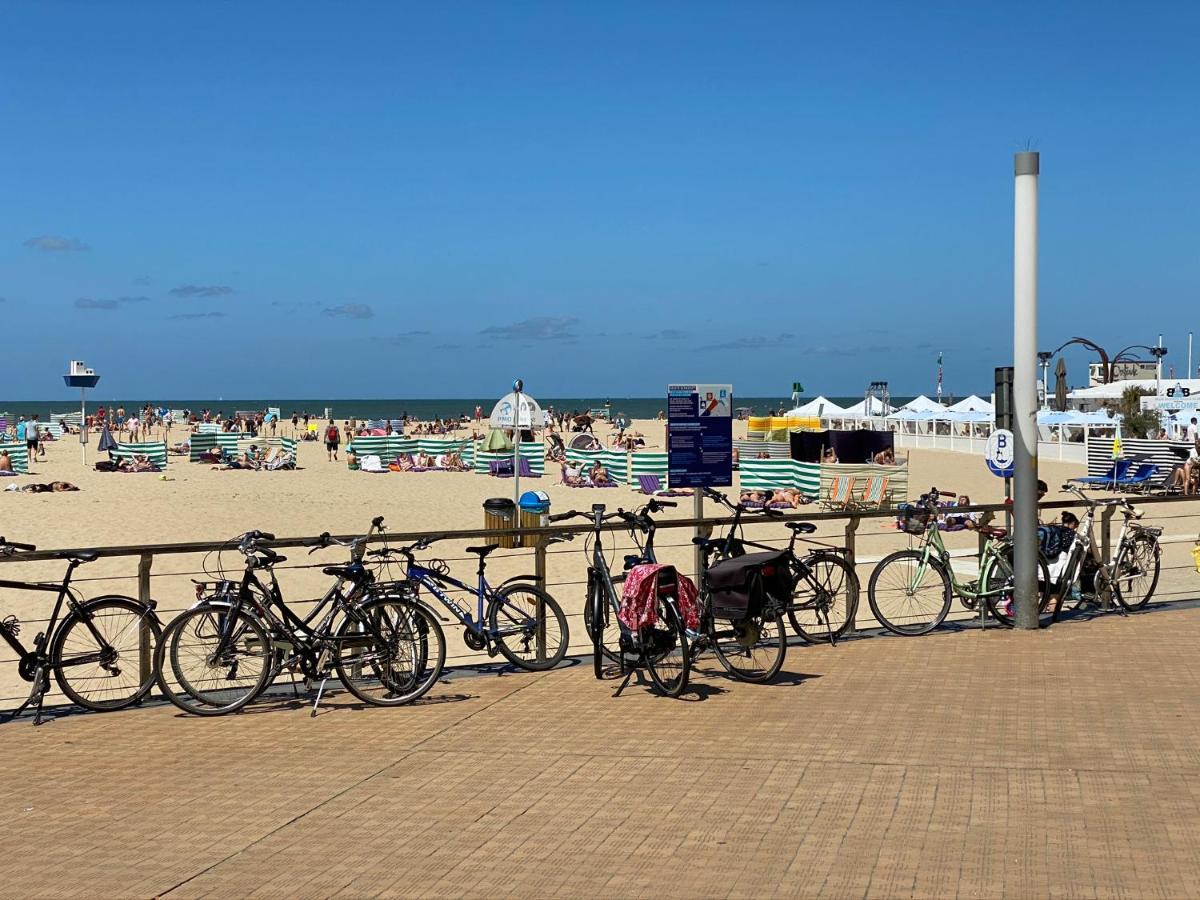 Panoramic View On Beach, Ships, Sea - Place To Be ออสเทนด์ ภายนอก รูปภาพ